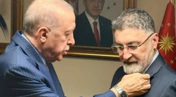 CHP'den Seçilen Başkan AK Parti'ye Geçti