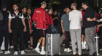A Milli Futbol Takımı Türkiye'ye Döndü