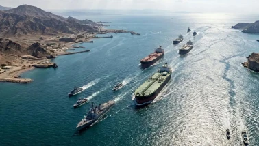 Hürmüz Boğazı Geçişlere Kapatıldı