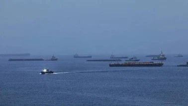 İran Ordusu ABD Bağlantılı 3 Gemiyi Vurdu