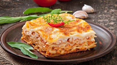 Masterchef Lazanya nasıl yapılır? Tarifi