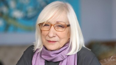 Alev Alatlı kimdir? Alev Alatlı aslen nerelidir? Alev Alatlı hayatı ve eserleri neler?