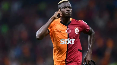 Osimhen Gece Yarısı Paylaştı! Galatasaray Taraftarı Uyumadı
