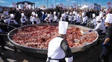 1930 Kiloluk Sucuklu Yumurta Pişirildi