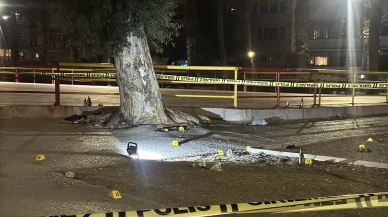 İzmir’de Husumetli İki Grup Silahlı Kavga Etti