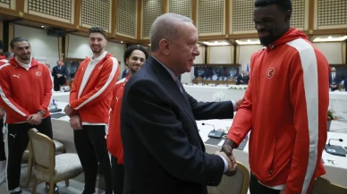 Erdoğan ve Bona’nın Güldüren Diyaloğu