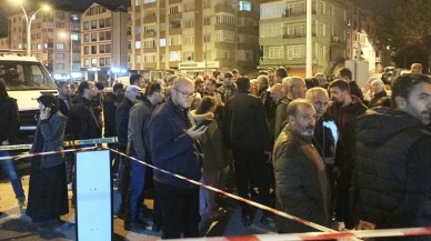Karamürsel'de 7 Katlı Bina Tedbiren Boşaltıldı