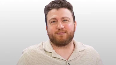 Uğur Karakullukçu Canlı Yayında Su İçti