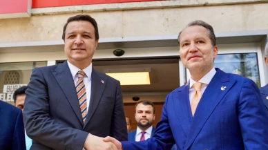 Erbakan'ın Kabri Başında Yan Yana Gelecekler