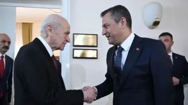 Bahçeli'den Özgür Özel'e Tebrik Telefonu