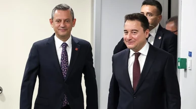 Ali Babacan Özgür Özel’i Tebrik Etti