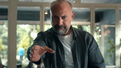 Halit Ergenç’e yeni dizisinde sürpriz bir isim eşlik ediyor! Daha önce de birlikte rol aldığı…