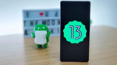 Google’ın Android 13 sürümü sorunlarıyla geldi! Yeni güncellemenin derdi bitmek bilmedi! Google,  düzeltme için hemen harekete geçti! İşte Android 13 özellikleri
