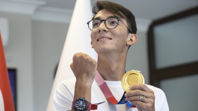 Mete Gazoz sevincini sosyal medyadan paylaştı video yayımladı