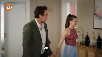 Üvey Anne 8. bölüm final fragmanı  "Benimle evlenmeyi kabul ediyor musun?"