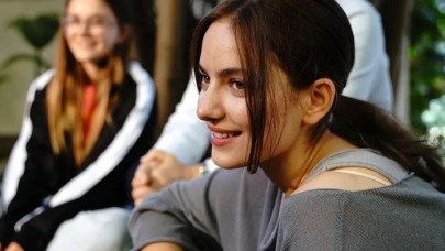 Bir Derdim Var Dizisindeki Özge Kimdir, Hastalığı Ne, Kaç Yaşında? Bir Derdim Var Özge'yi Kim Oynuyor, Gerçek Adı Ne?