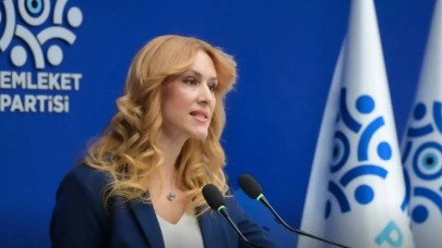 Memleket Partisi Sözcüsü İpek Özkal Sayan istifa etti