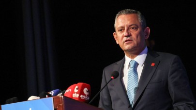 Özgür Özel’den 2025 Yılı Asgari Ücret Rakamına Tepki: İşçiye Grev Çağrısı