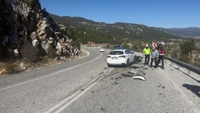 Muğla'da Otomobille Çarpışan Motosikletin Sürücüsü Öldü