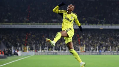 Fenerbahçe’ye Nazar Değdi: Talisca’dan Kötü Haber