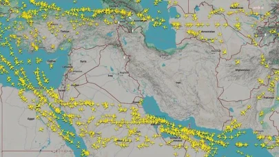 İran Hava Sahasını Uçuşlara Yeniden Açtı