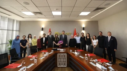 Mahmut Arıkan Ek Atama Bekleyen Öğretmenlerle Görüştü