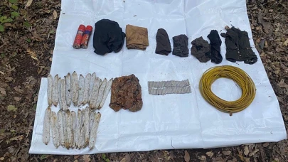 Hatay'da Teröristlere Ait Patlayıcılar Ele Geçirildi