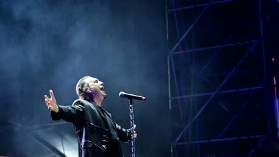 Kıraç Teknofest İstanbul’da Konser Verdi