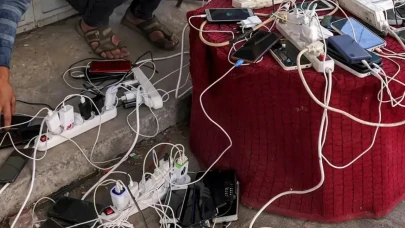 Gazze’de İletişime Erişim Tamamen Kesildi