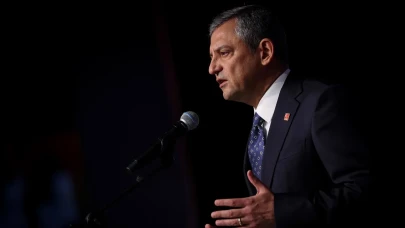 Özgür Özel Yeniden Genel Başkan Seçildi