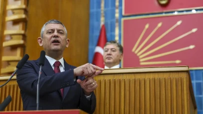 Özgür Özel: İktidara Yürüyen Partinin Doğrusu da Yanlışı da Olur
