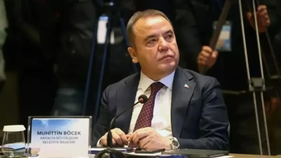 Muhittin Böcek Hastaneye Sevk Edildi