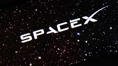 SpaceX Halk Arz İle Tarihe Geçti
