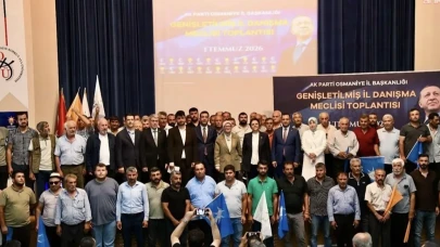 300 Kişi AK Parti Saflarına Geçti