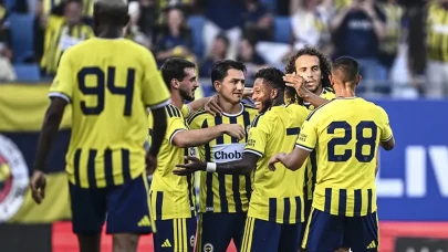 Fenerbahçe'nin UEFA Kadrosu Açıklandı
