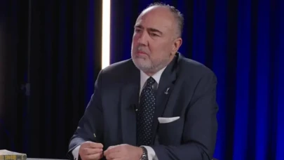 Gazeteci Vedat Yenerer Hayatını Kaybetti