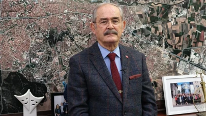 Yılmaz Büyükerşen CHP’den İstifa Etti