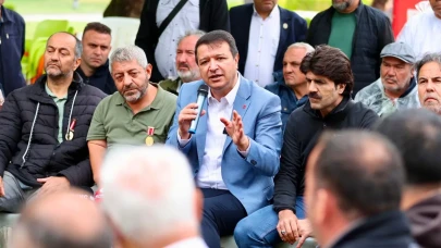 Mahmut Arıkan'dan Eylemdeki Şehit Aileleri ve Gazilere Destek