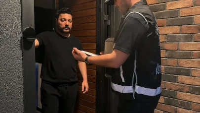 Paraları Nasıl Kullandı Bilmiyorum