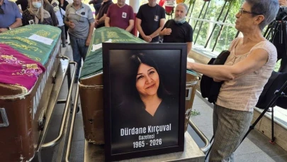 Gazeteci Dürdane Kırçuval Ankara'da Toprağa Verildi
