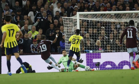 Fenerbahçe Farklı Yenildi