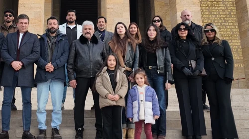 ÇATLI Filminin Ekibi Anıtkabir’i Ziyaret Etti