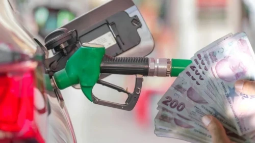 Benzine ve Motorine Dev ÖTV Zammı