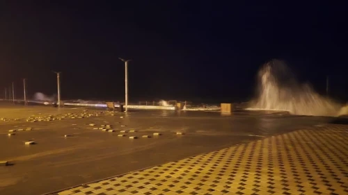 Mudanya'da Fırtına ve Sağanak Kıyıyı Vurdu
