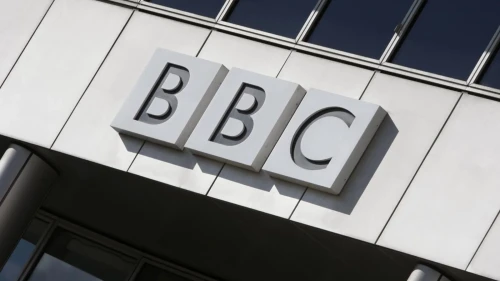 BBC Tasarruf İçin 3 Yayını Kapatacak