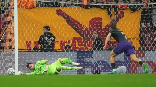 Galatasaray Evinde Farklı Kaybetti