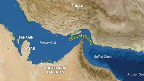 Hürmüz Boğazı'nda Geçişler Durduruldu