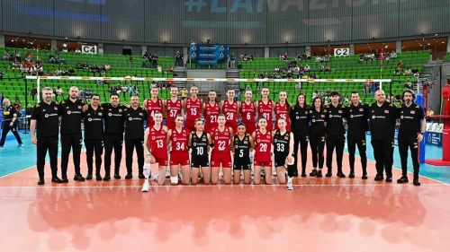 A Milli Kadın Voleybol Takımı, İtalya'ya 3-1 Mağlup Oldu
