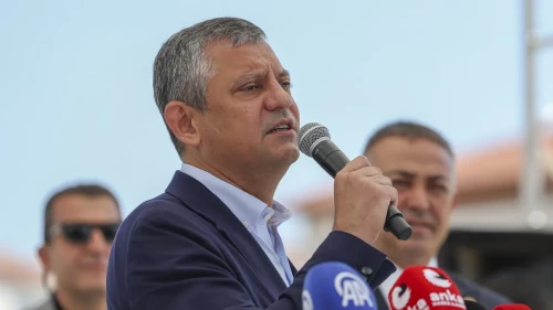 Özgür Özel: Onlara Baş Eğmeyeceğim