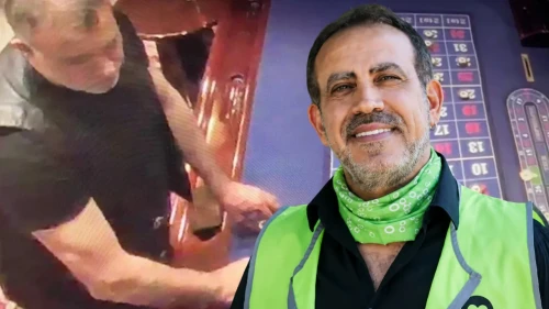 Haluk Levent Kumar Masasında